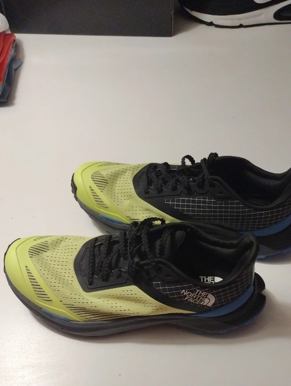 The North Face,Men's Black & Neon Yellow Running Shoes
